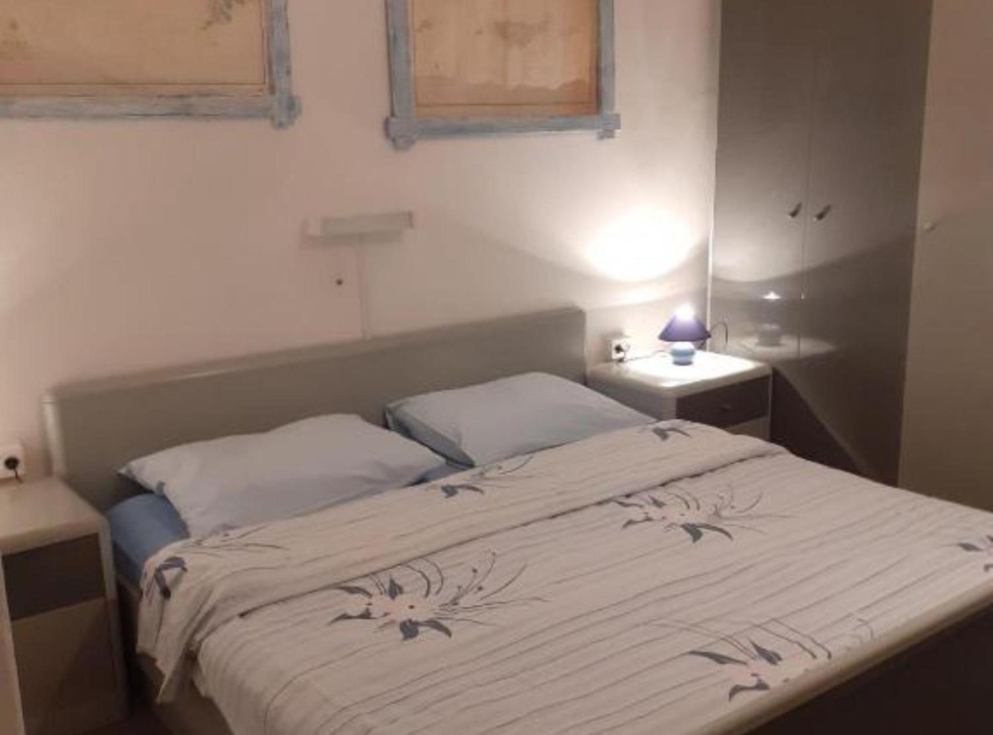 Guest House Green Corner Supetarska Draga Ngoại thất bức ảnh