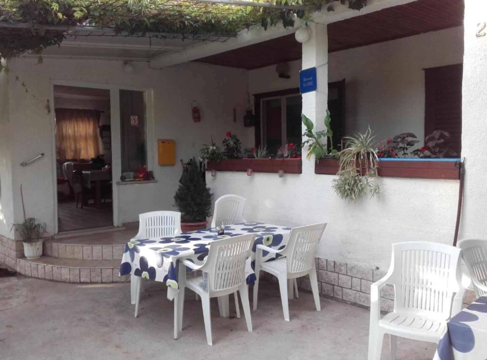 Guest House Green Corner Supetarska Draga Ngoại thất bức ảnh