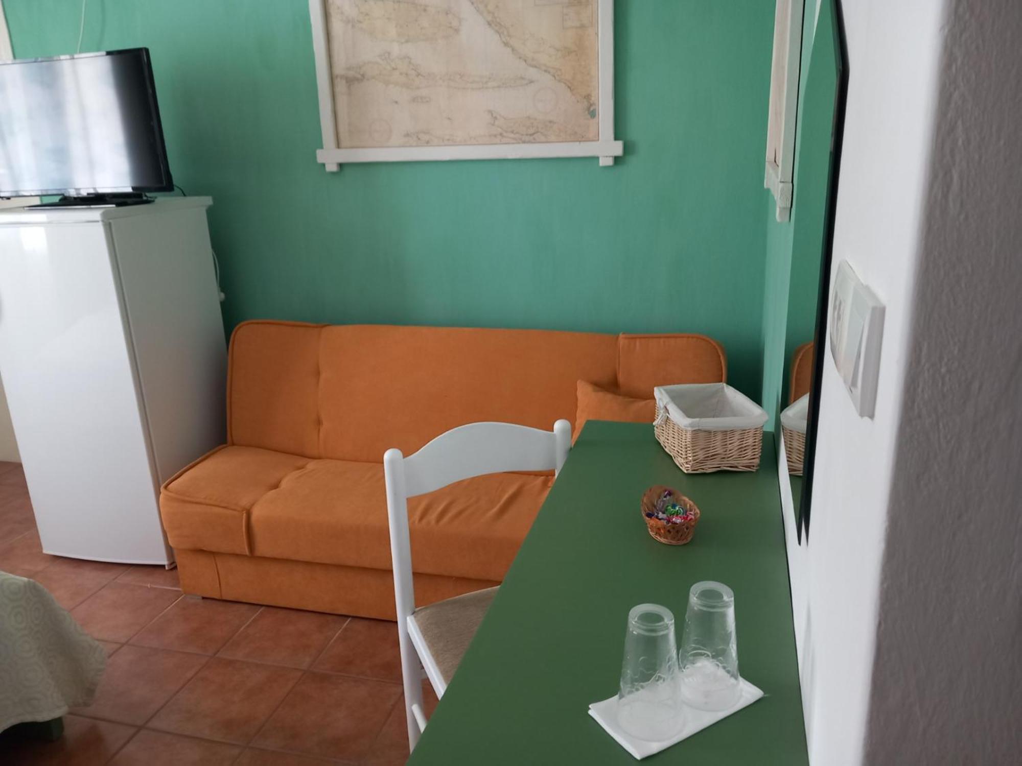 Guest House Green Corner Supetarska Draga Ngoại thất bức ảnh