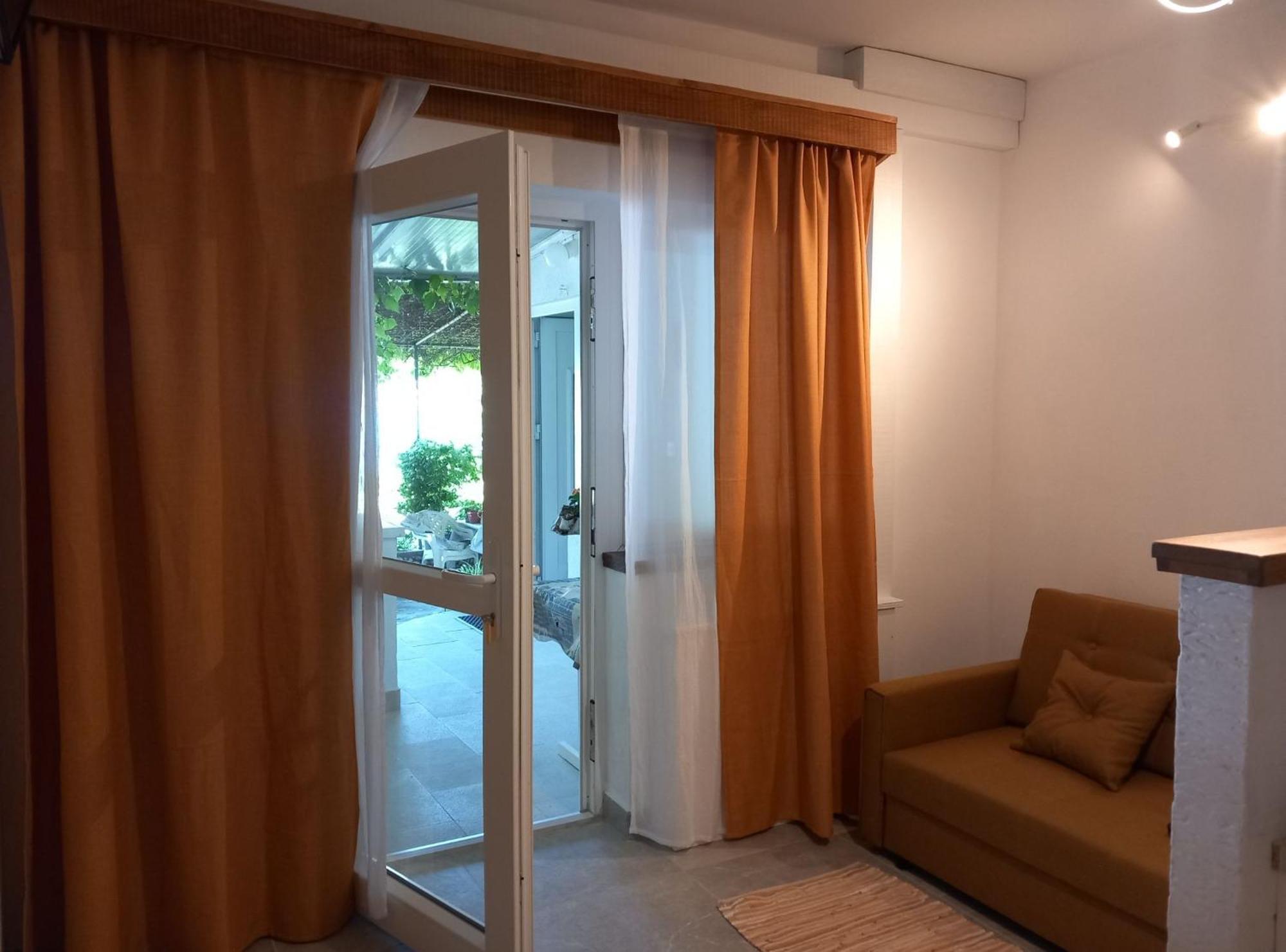Guest House Green Corner Supetarska Draga Ngoại thất bức ảnh